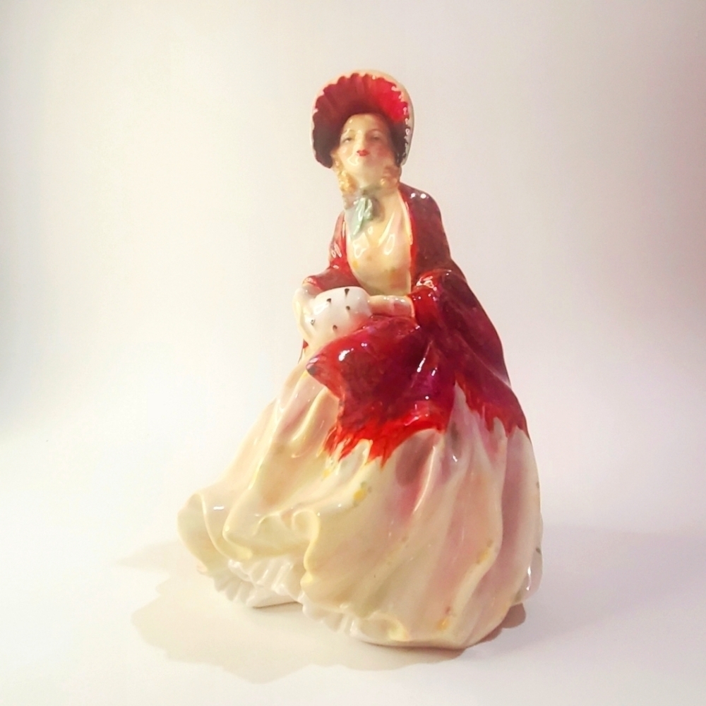 ROYAL DOULTON - Her Ladyship HN1977 Porcelain Figurine Vintage Circa 1945 Mint